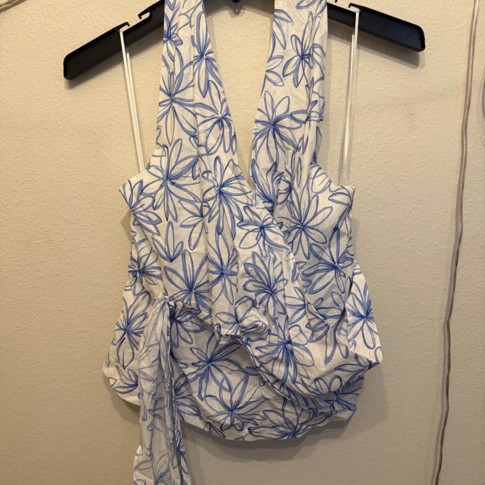 Elegant Blue Floral Women's Tank Top